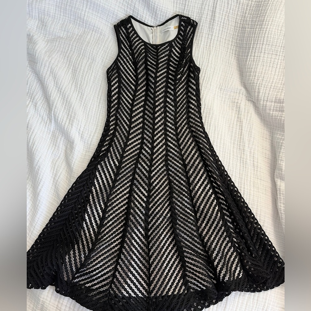 Calvin Klein Black and White Chevron Midi Dress
